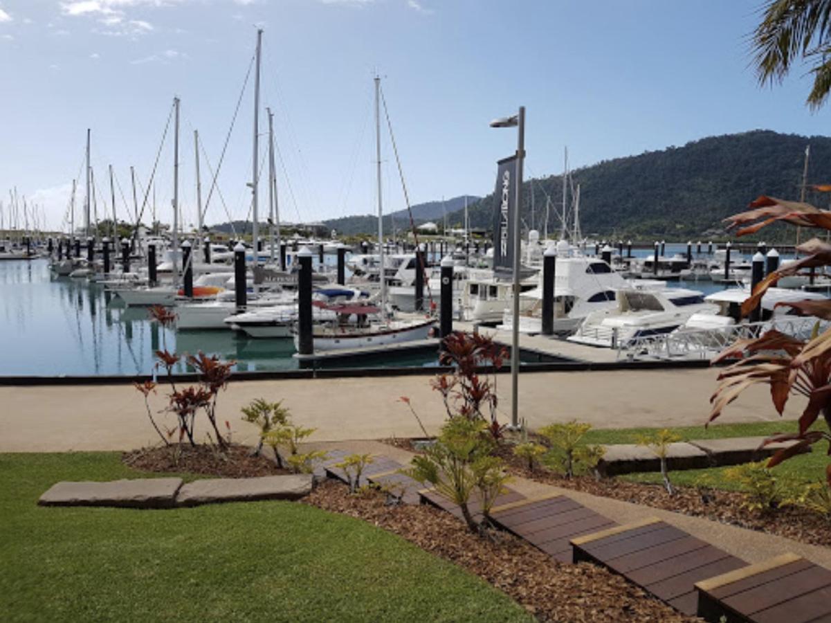 Boathouse Port Of Airlie Apartment Airlie Beach Exterior foto