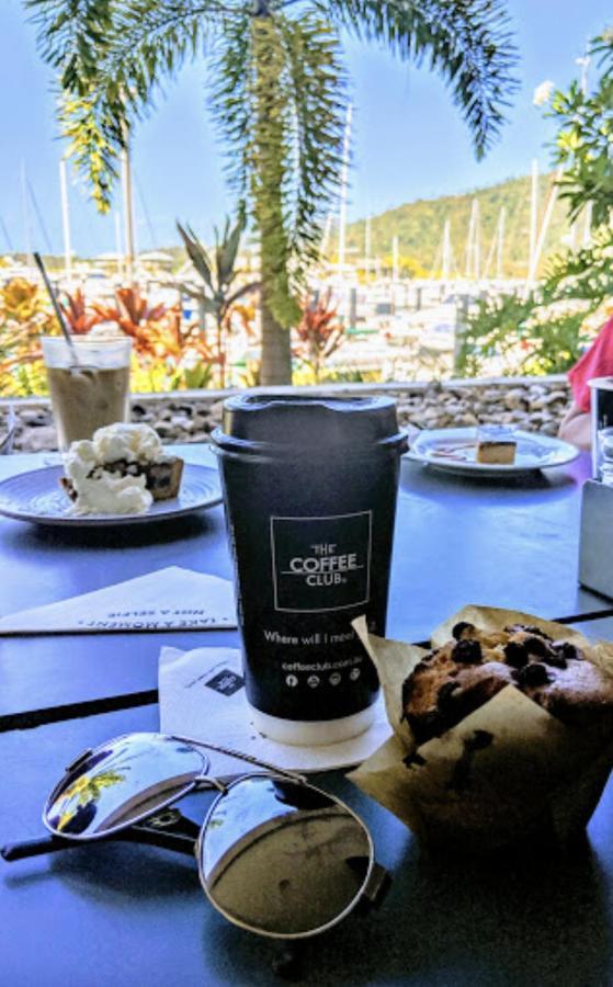 Boathouse Port Of Airlie Apartment Airlie Beach Exterior foto